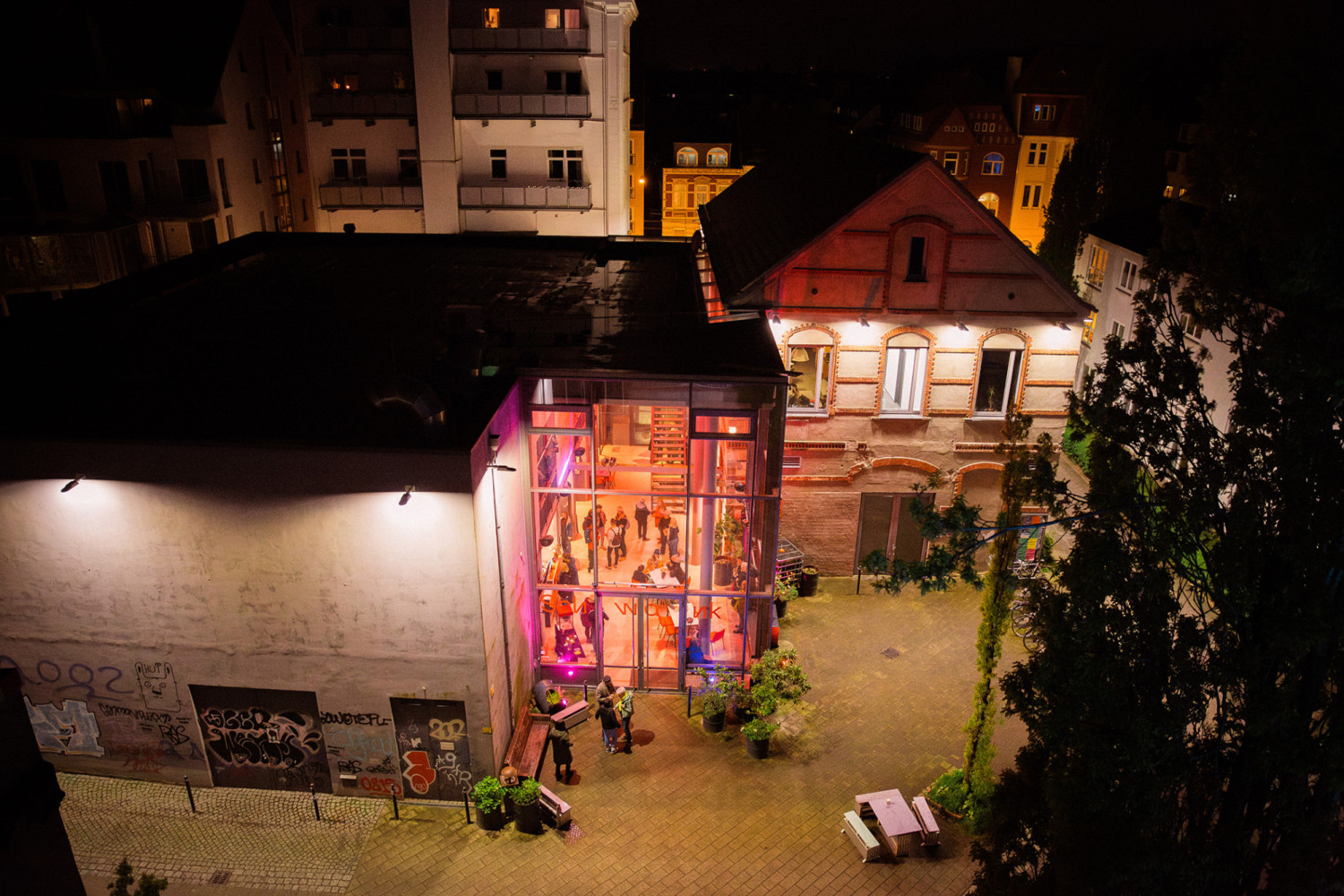 The Schwankhalle in the dark with red lighting