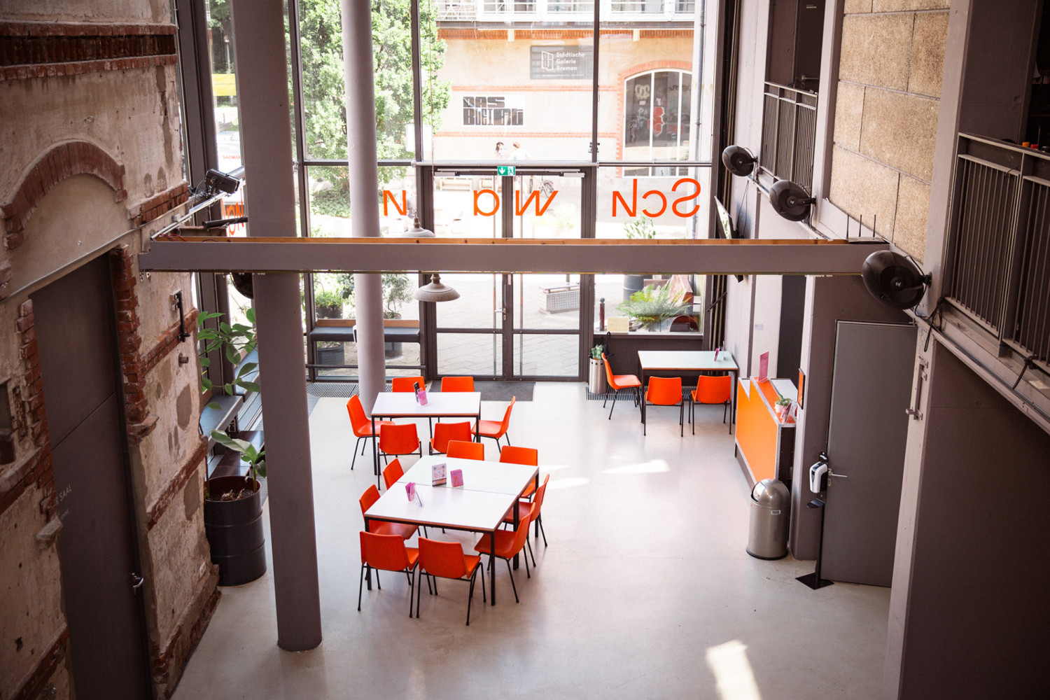 Das Foyer der Schwankhalle von oben fotografiert